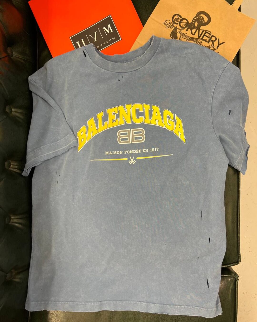 Футболка Balenciaga