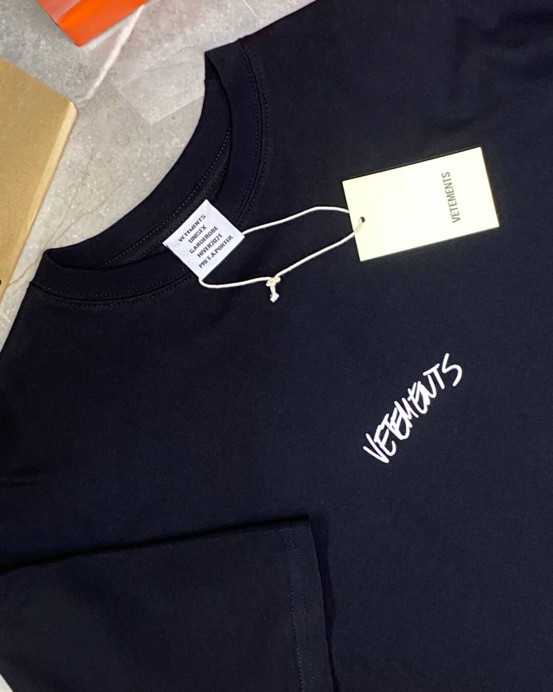 Футболка Vetements Italic Logo — фото 5