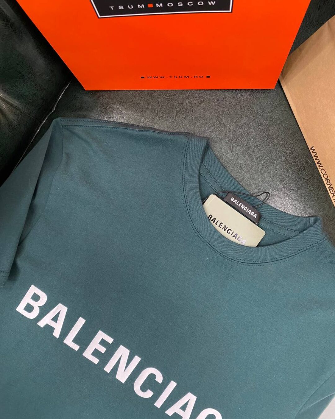 Футболка Balenciaga — фото 9