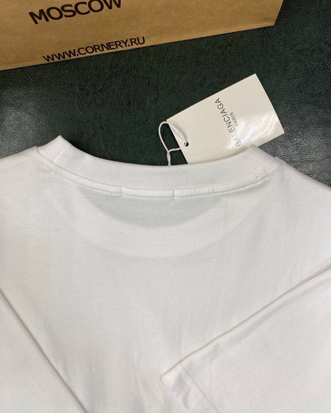 Футболка Balenciaga — фото 6