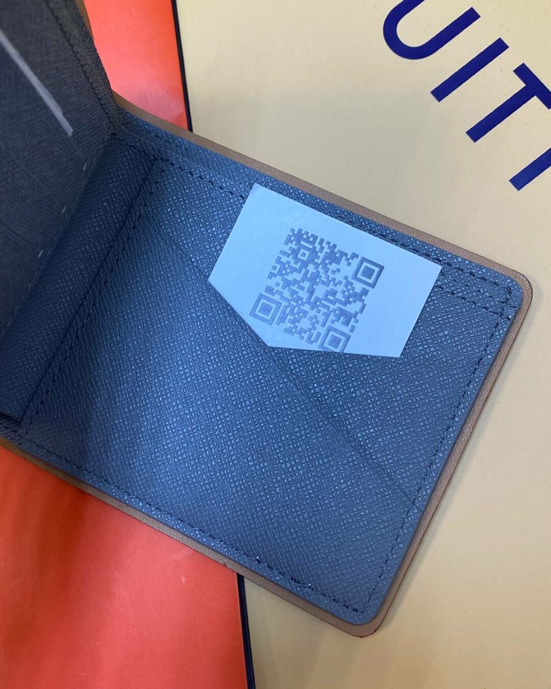 Кошелёк Louis Vuitton