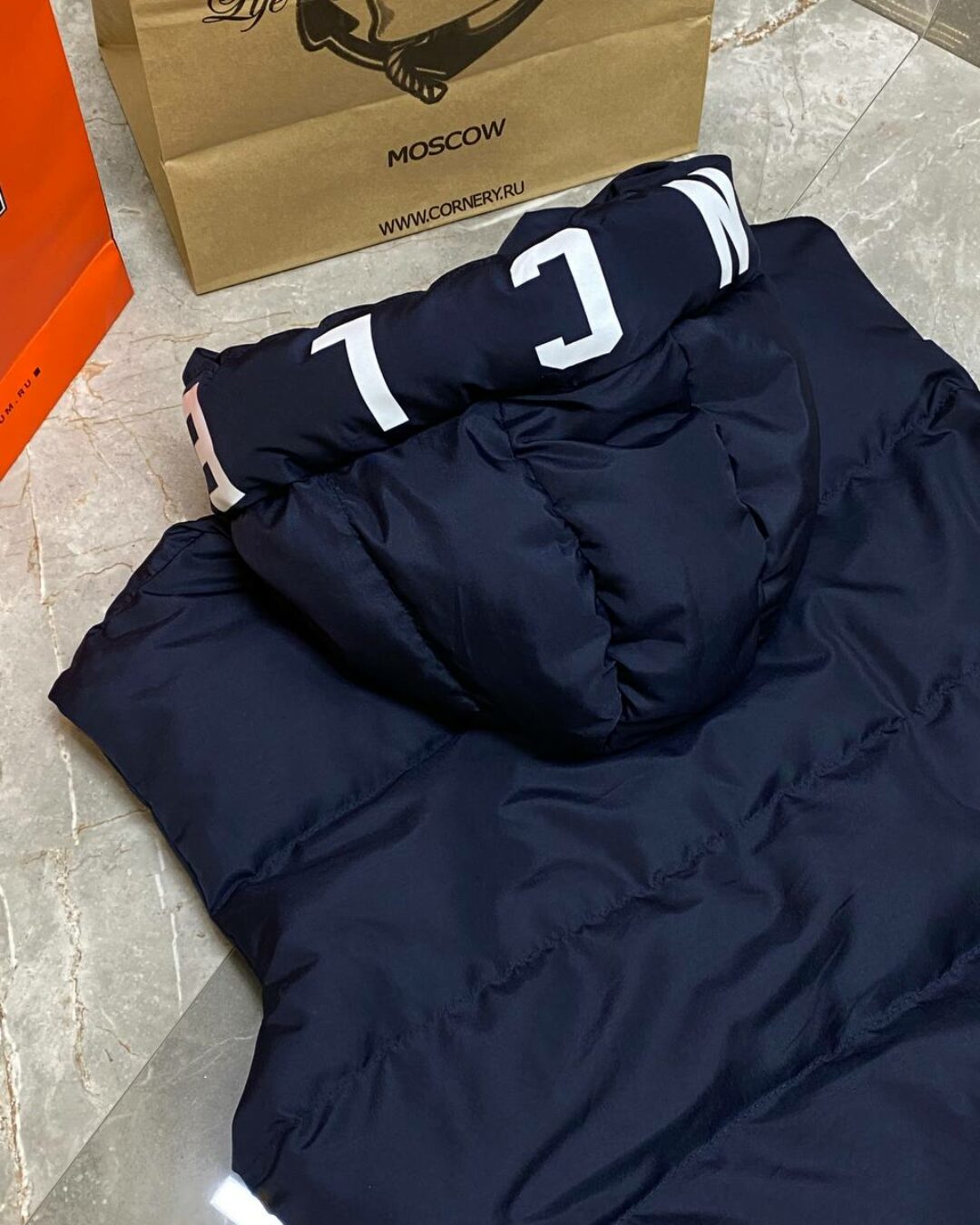Жилет Moncler