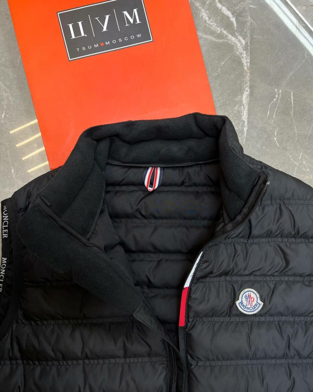 Жилет Moncler