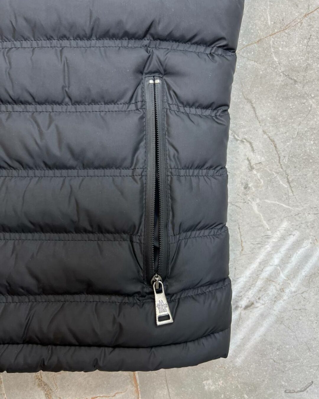 Жилет Moncler