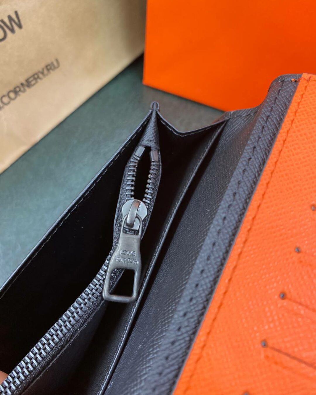 Кошелёк Louis Vuitton