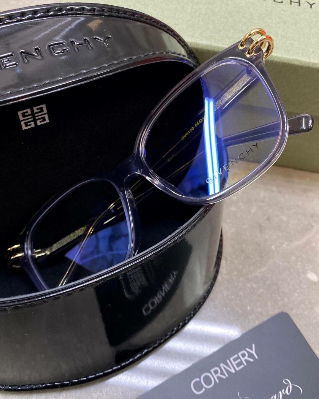 Оправа Givenchy