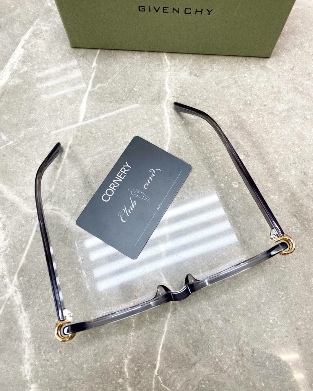 Оправа Givenchy