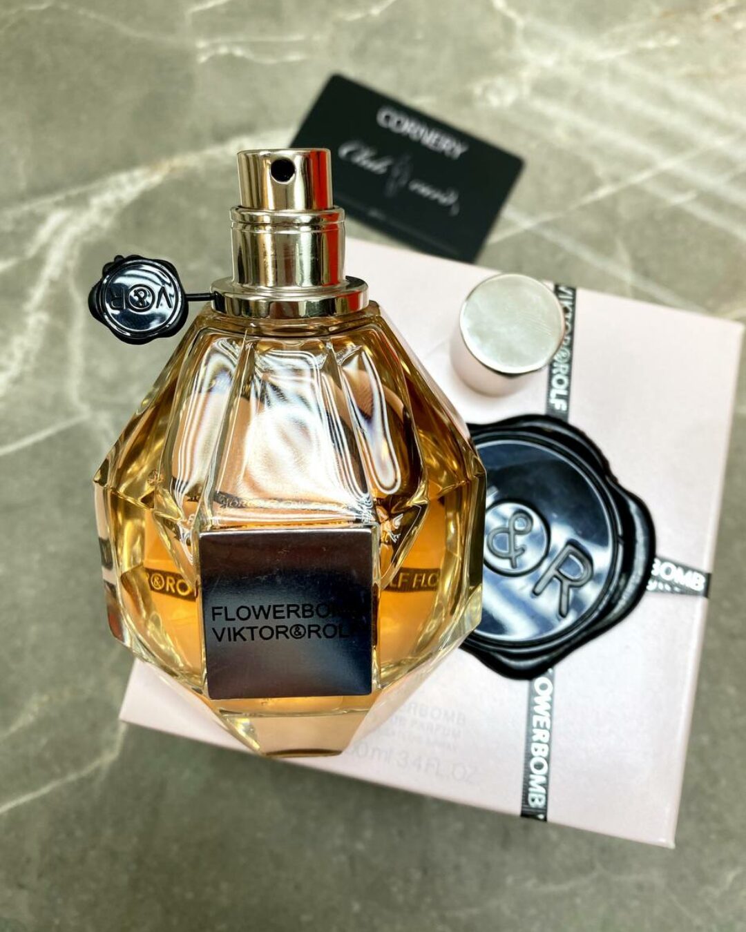 Парфюм Viktor Rolf Flowerbomb