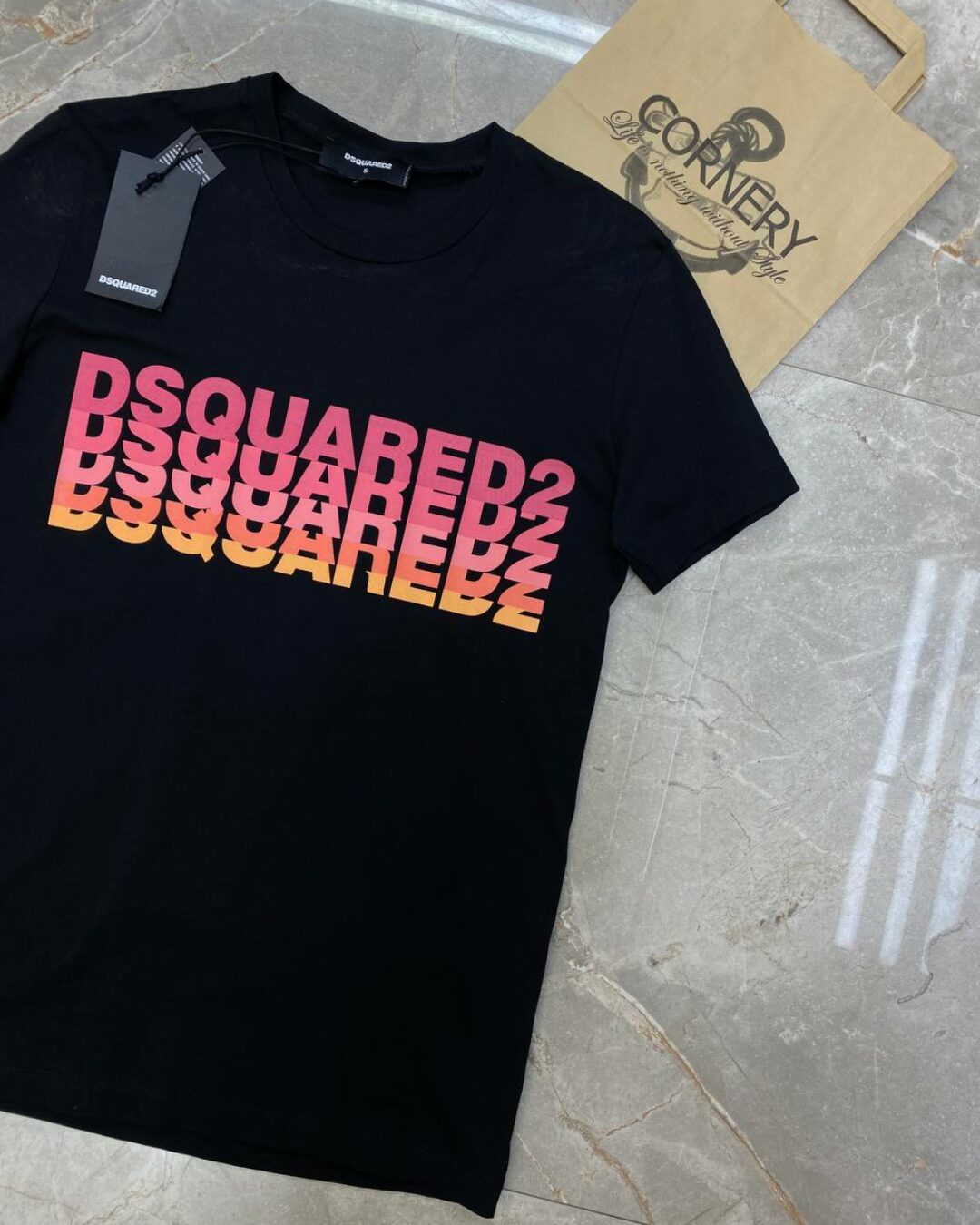 Футболка Dsquared