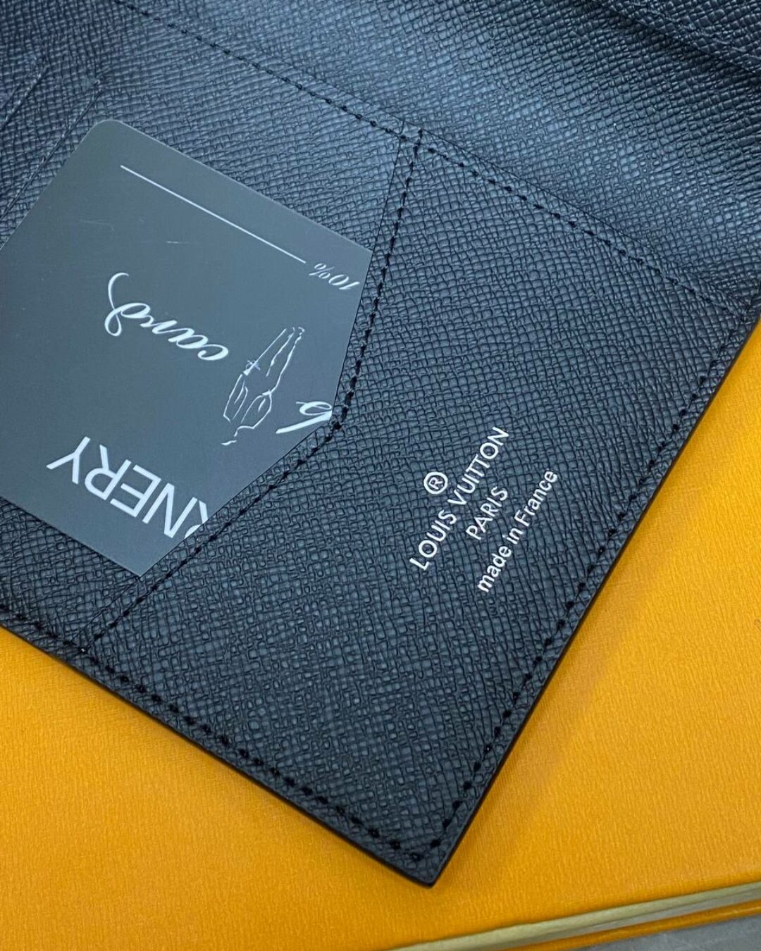 Обложка для паспорта Louis Vuitton