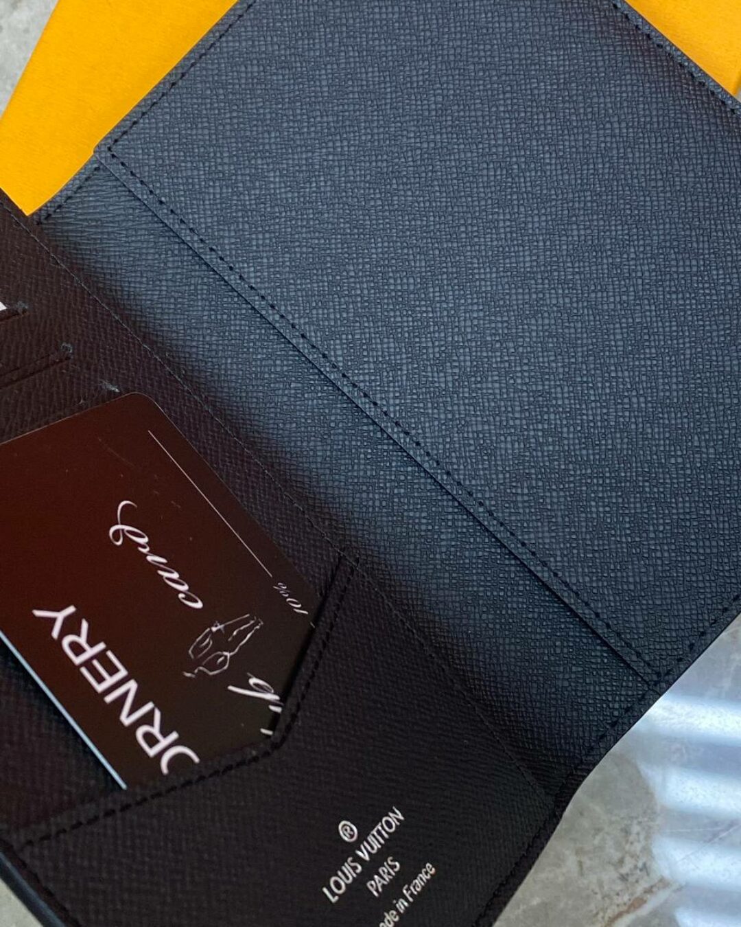 Обложка для паспорта Louis Vuitton