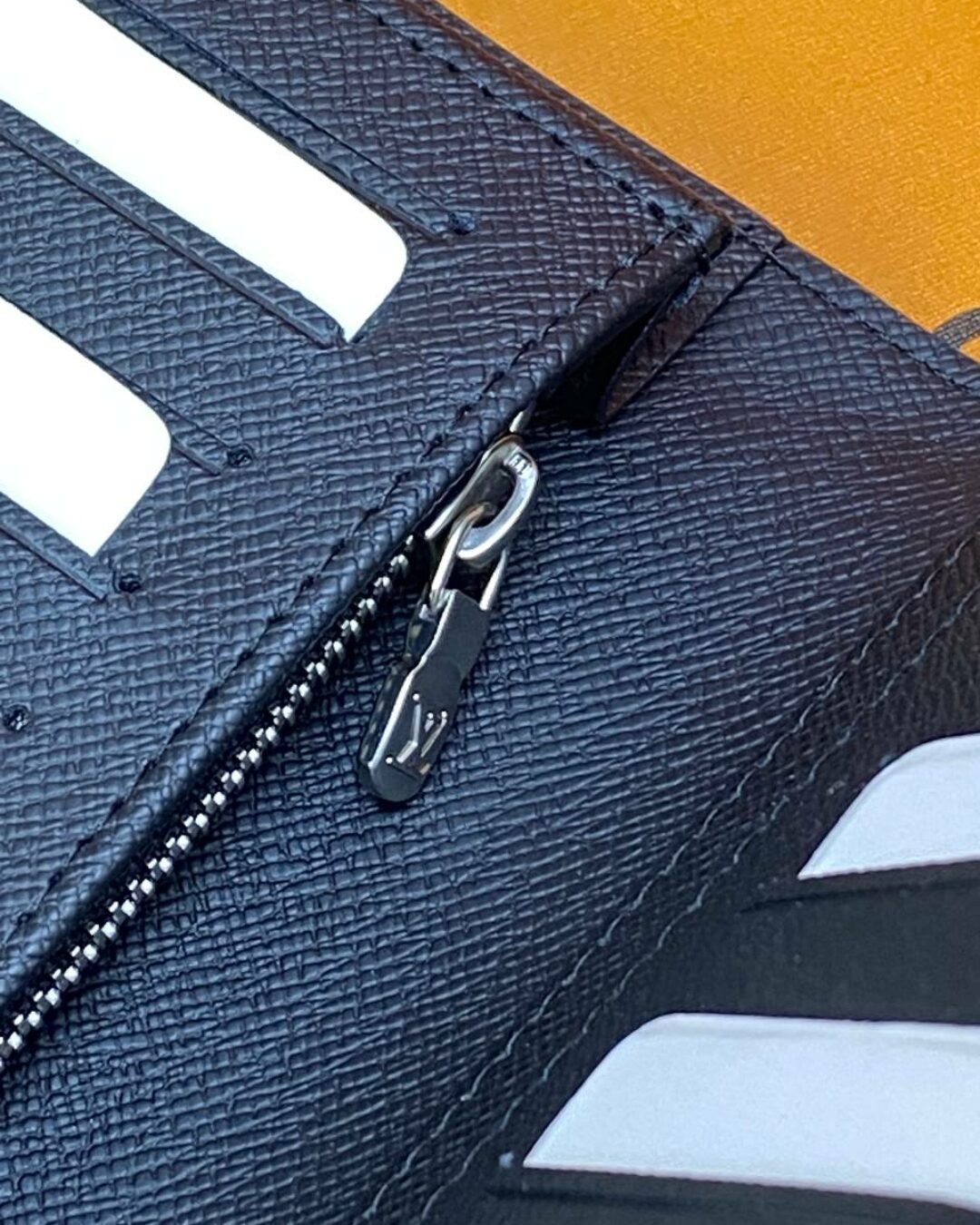 Кошелёк Louis Vuitton