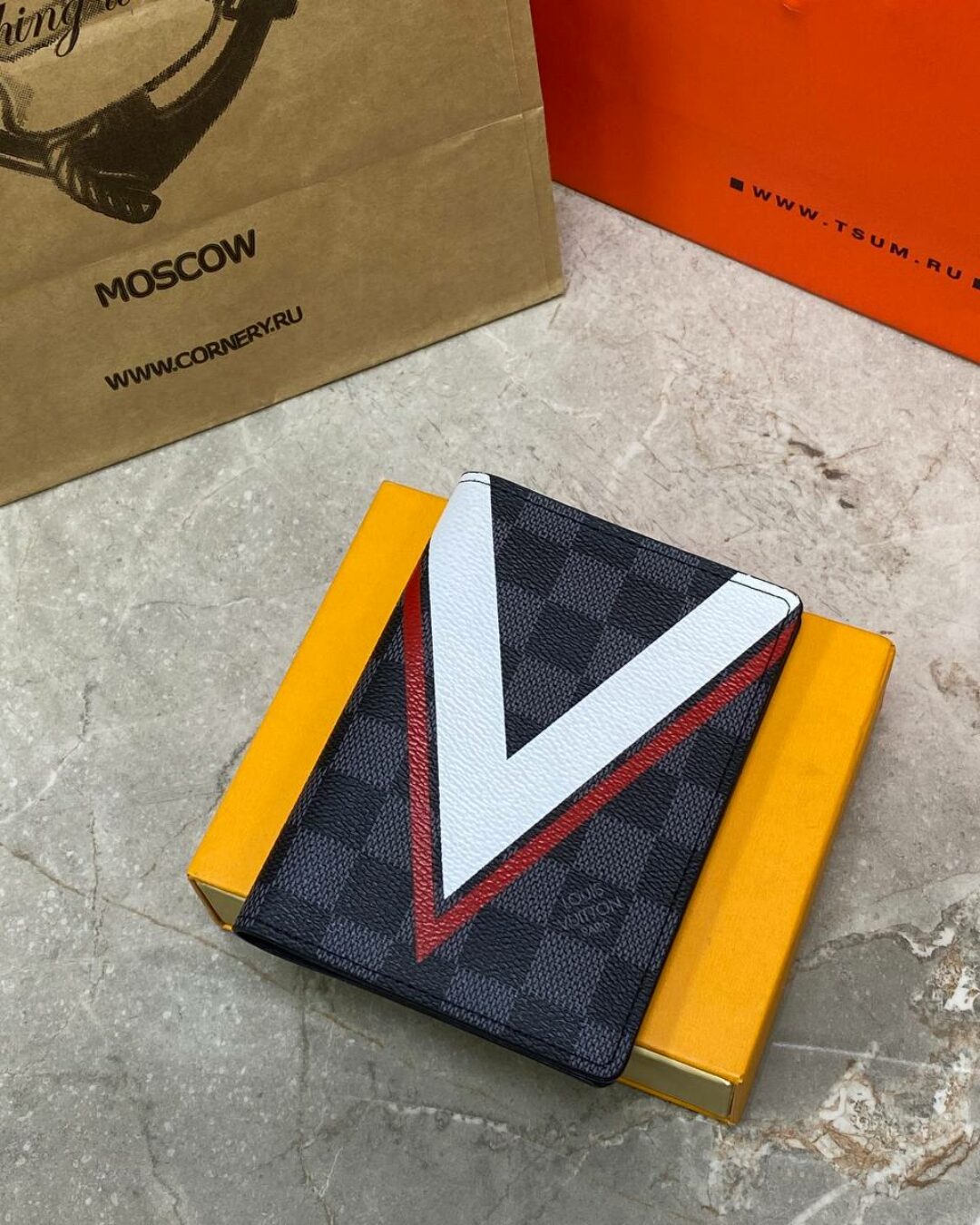 Обложка для паспорта Louis Vuitton