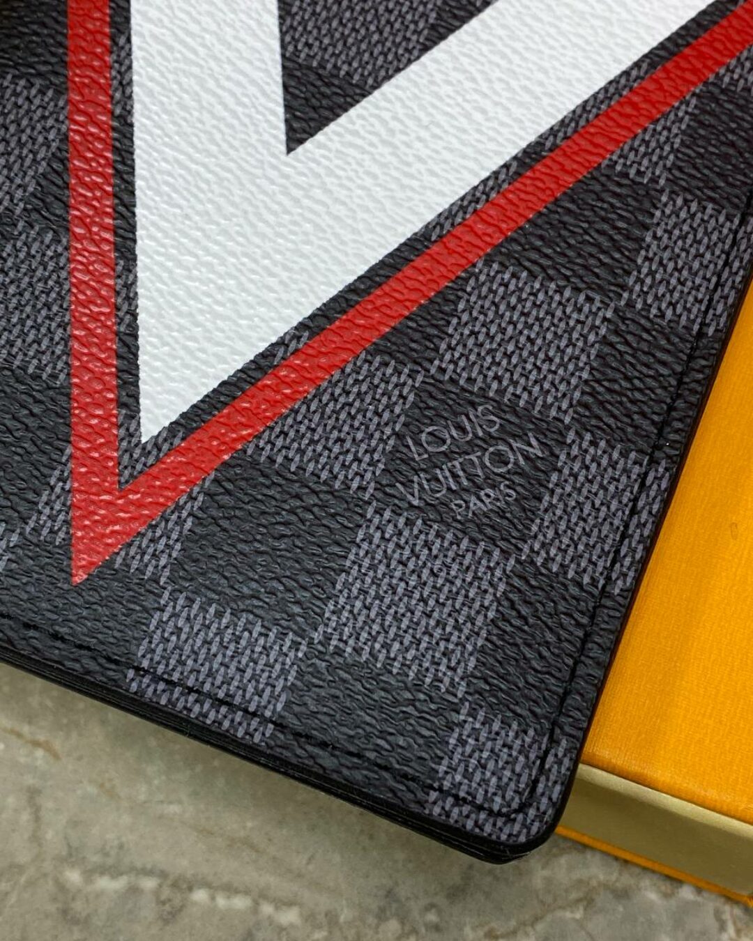 Обложка для паспорта Louis Vuitton