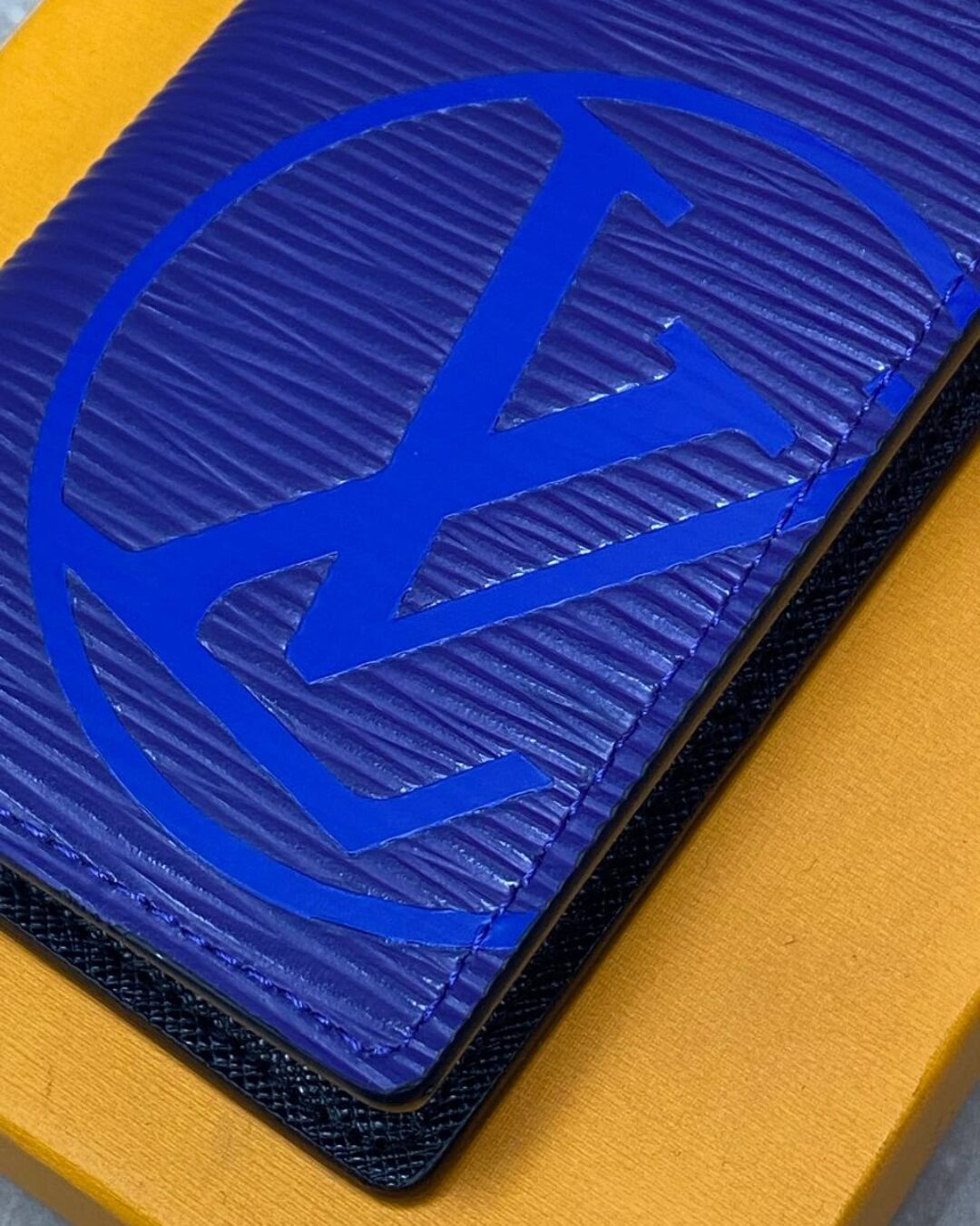 Картхолдер Louis Vuitton — фото 7