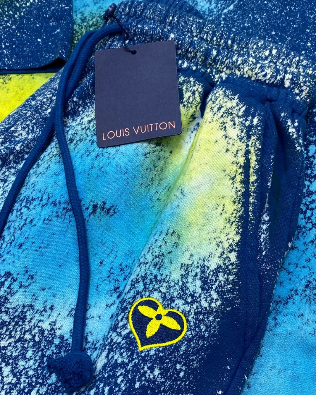 Костюм Louis Vuitton