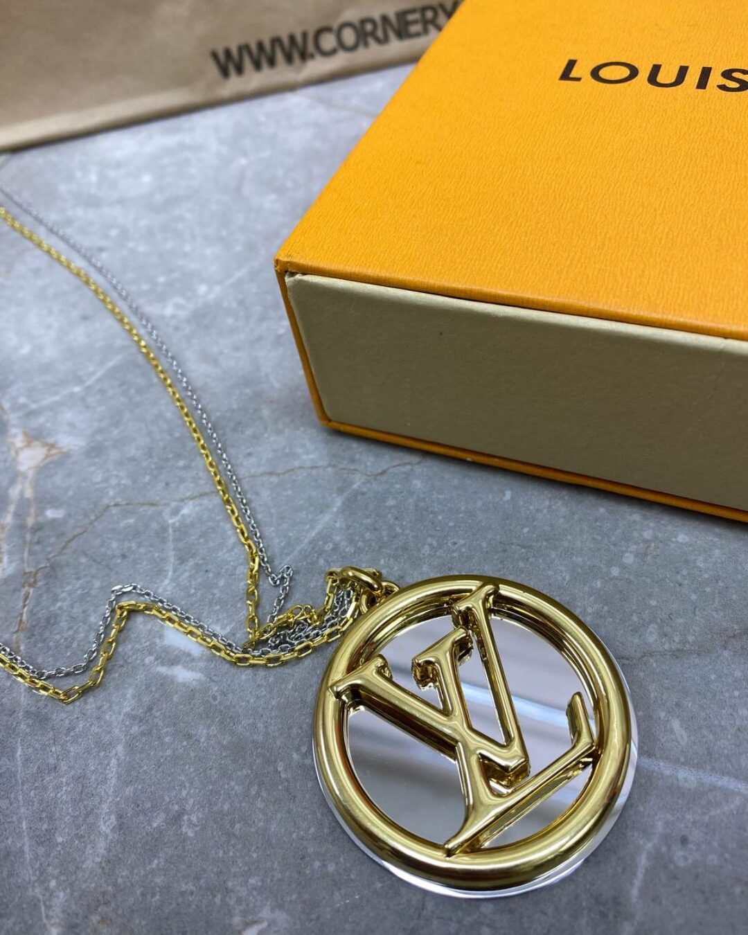 Цепочка Louis Vuitton