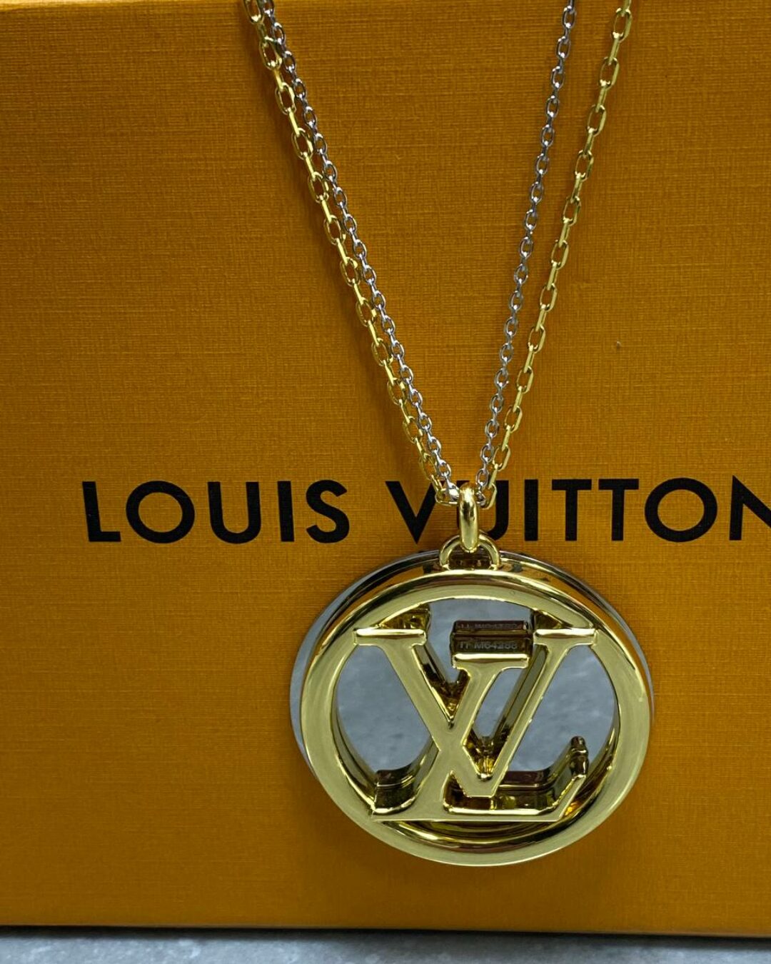 Цепочка Louis Vuitton