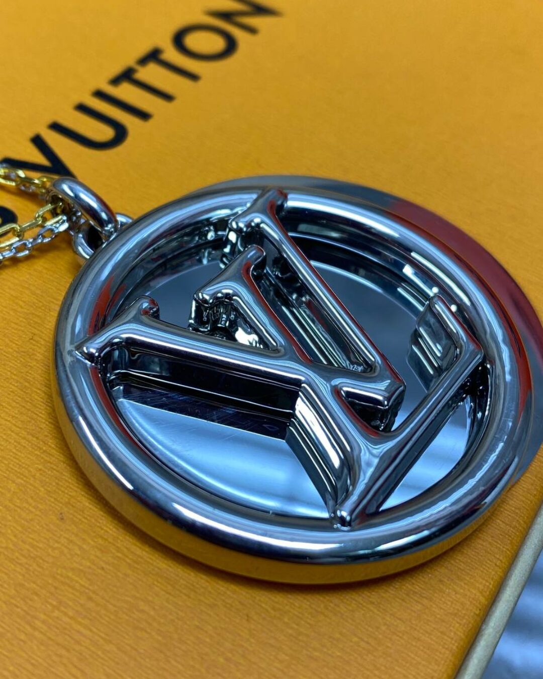 Цепочка Louis Vuitton