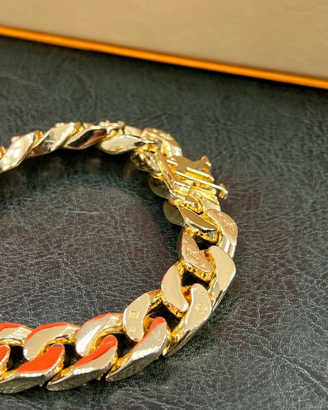 Браслет Louis Vuitton