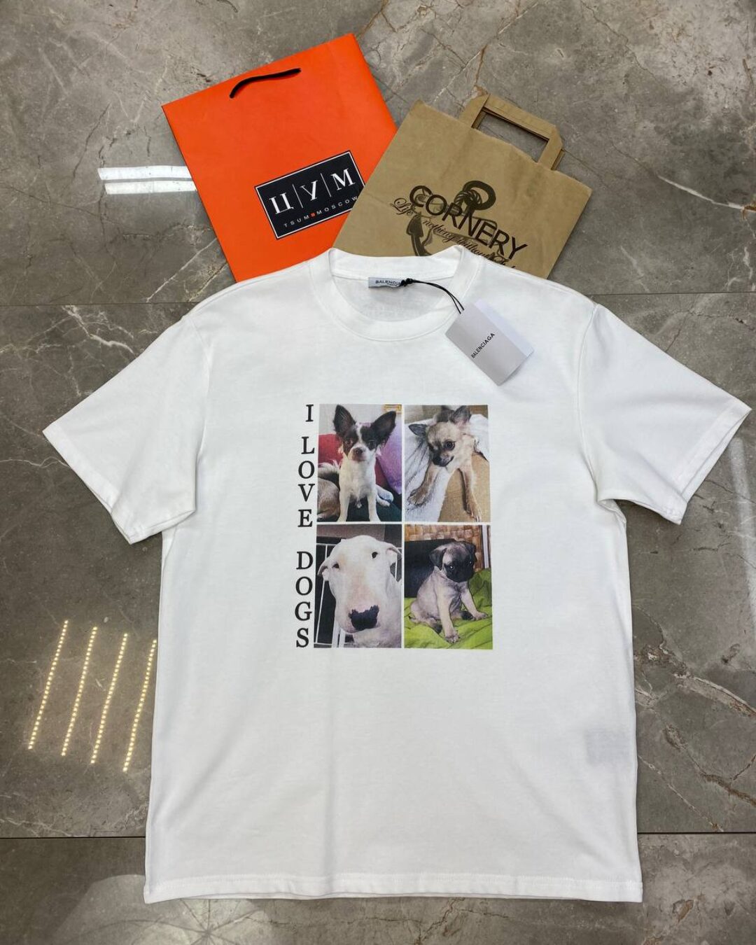 Футболка Balenciaga