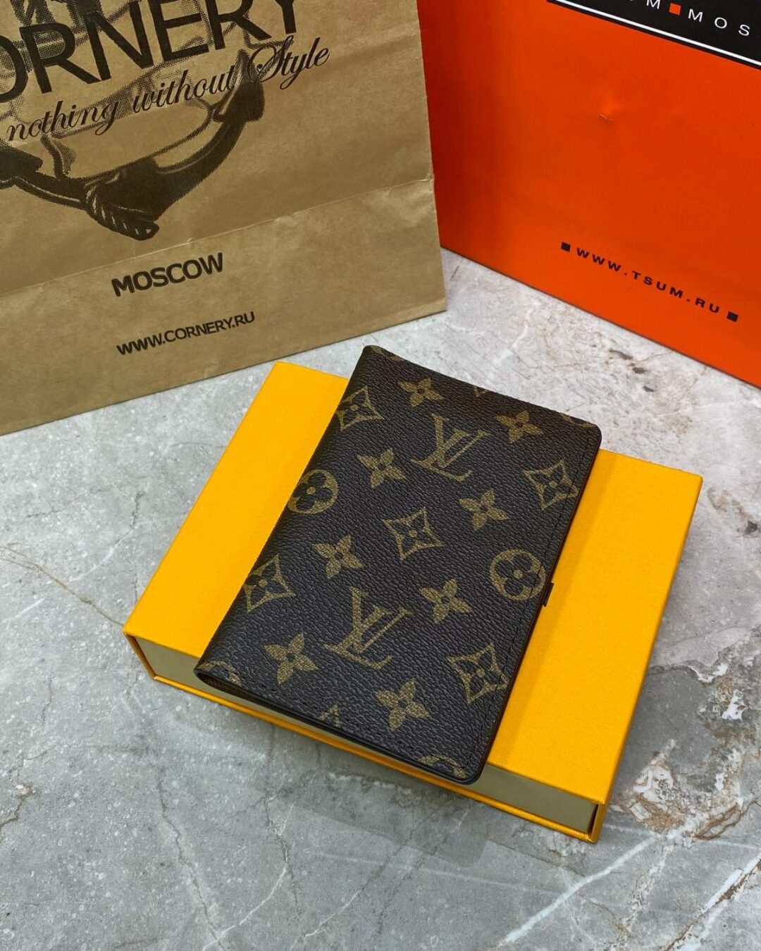 Обложка для паспорта Louis Vuitton