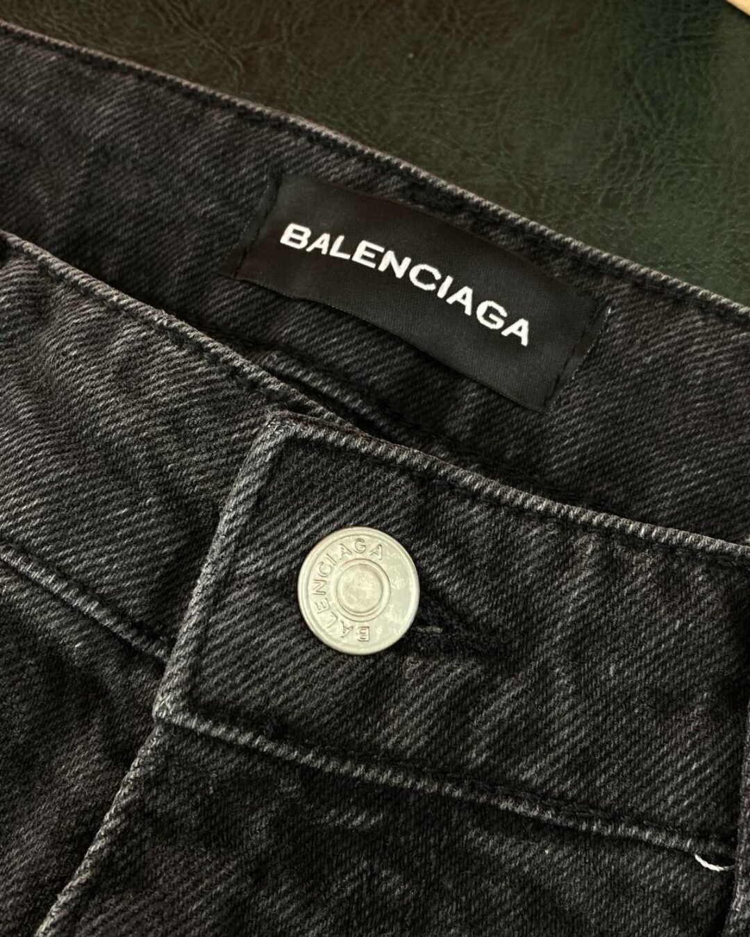 Джинсы Balenciaga