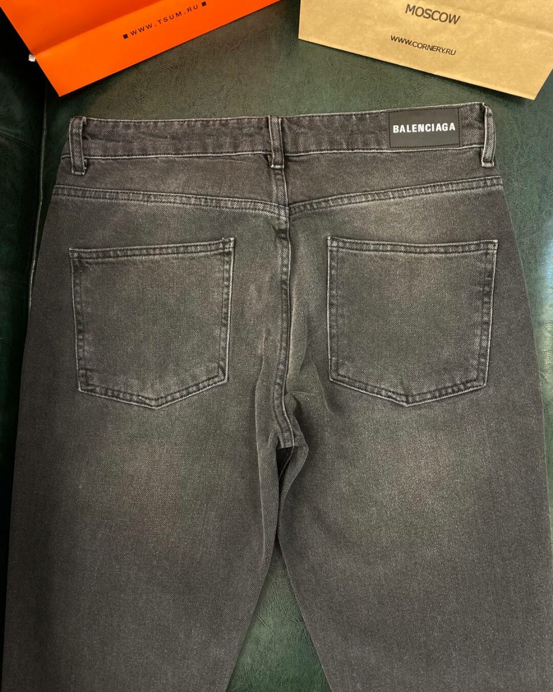 Джинсы Balenciaga