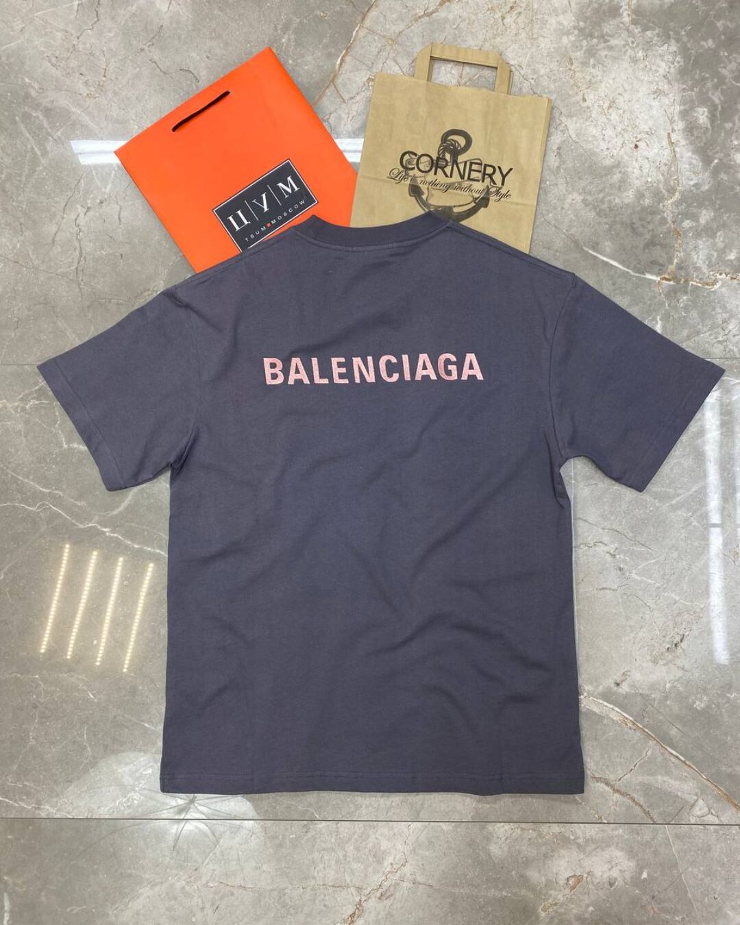 Футболка Balenciaga — фото 8