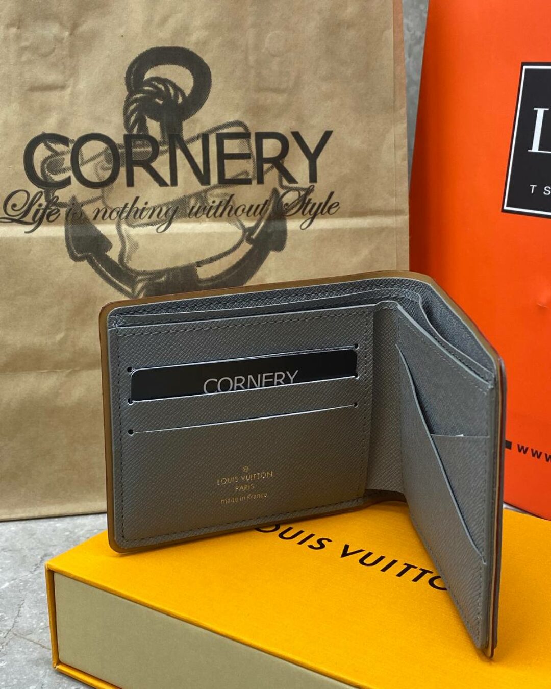 Кошелёк Louis Vuitton