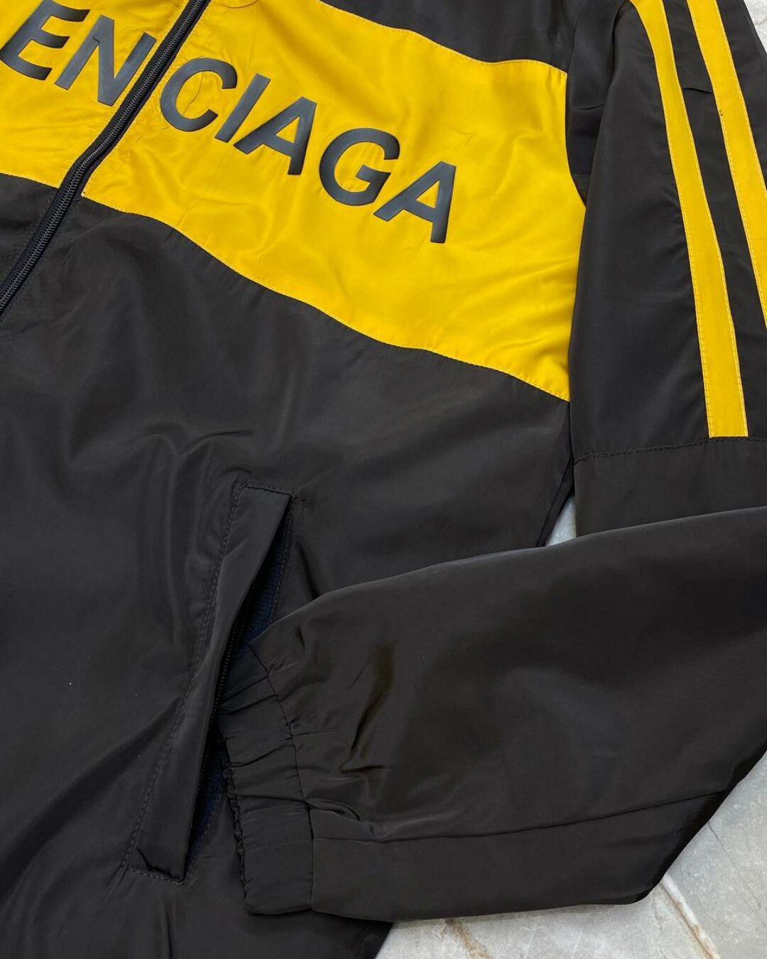 Ветровка Balenciaga