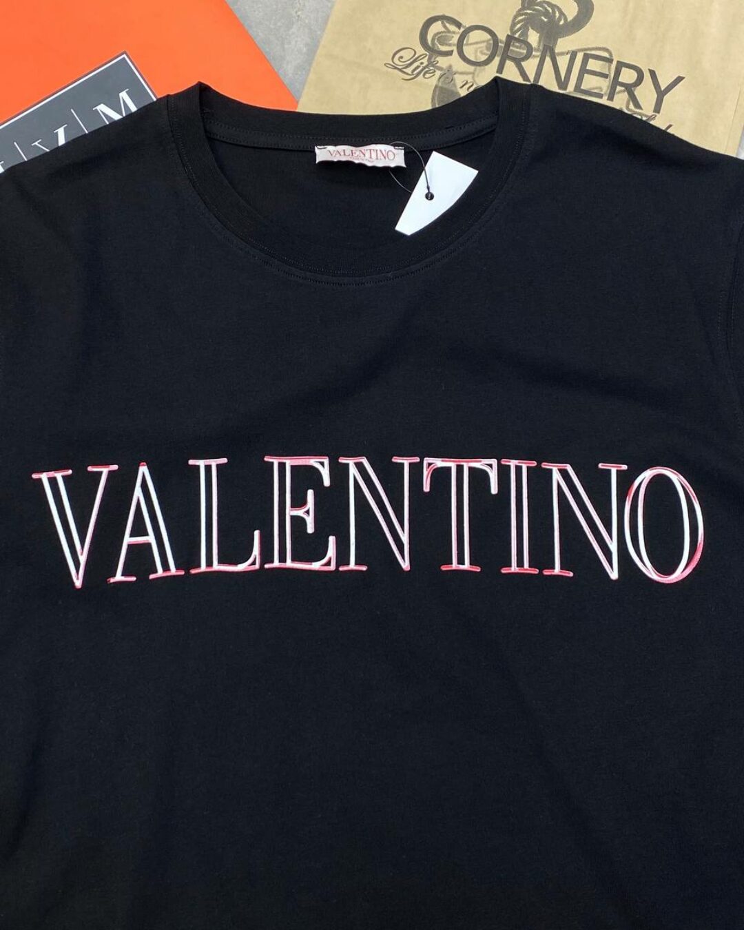 Футболка Valentino