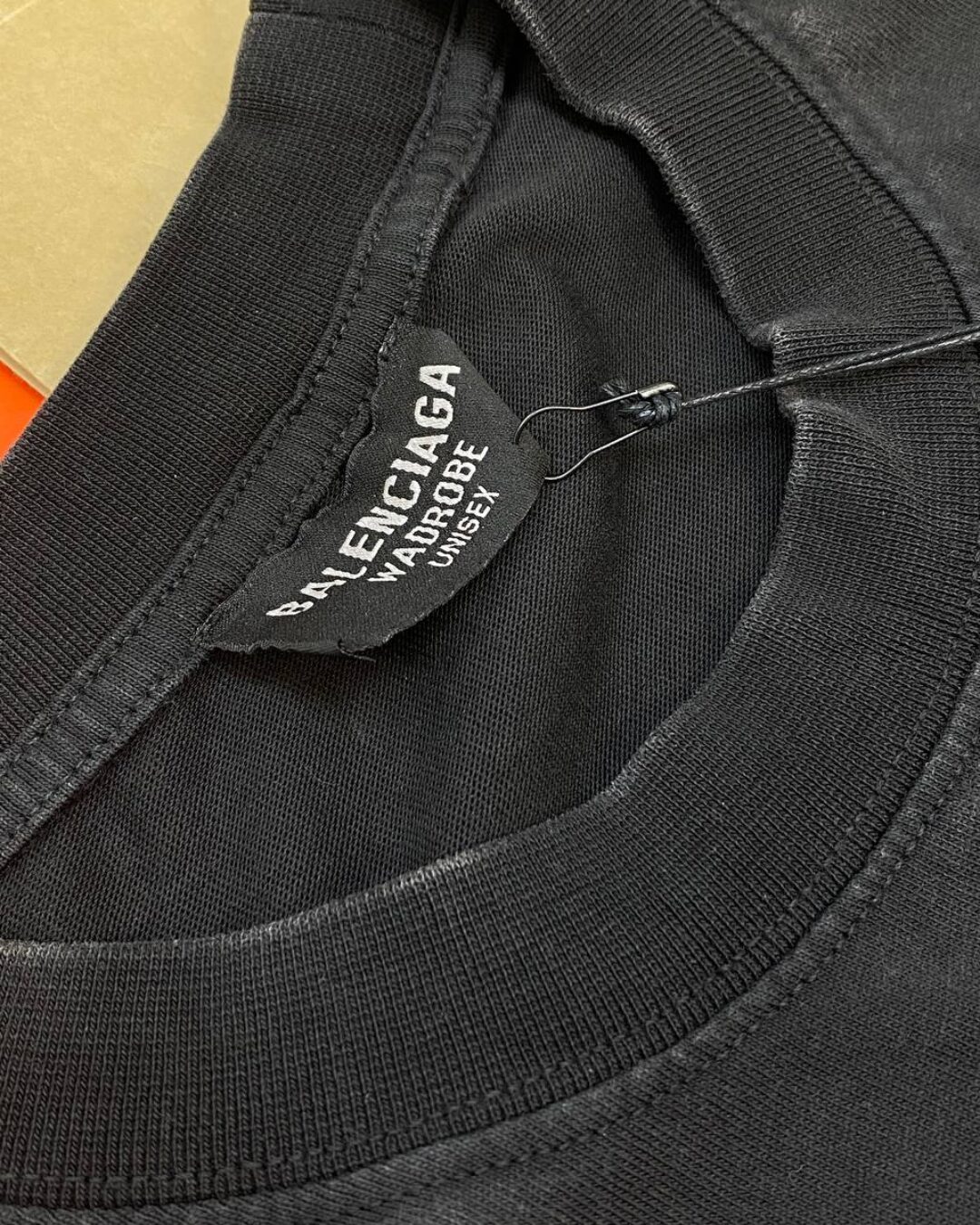 Футболка Balenciaga — фото 8