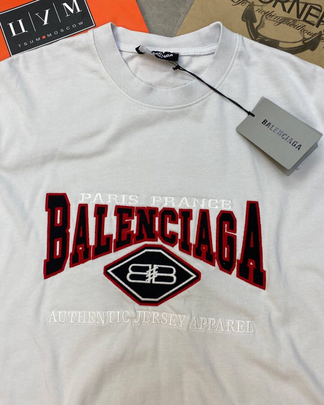 Футболка Balenciaga — фото 2