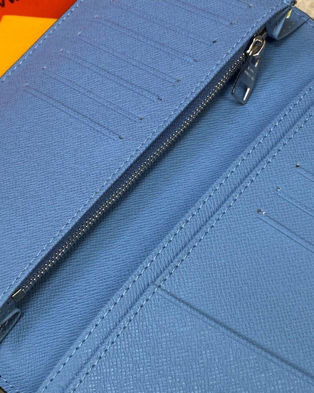 Кошелёк Louis Vuitton