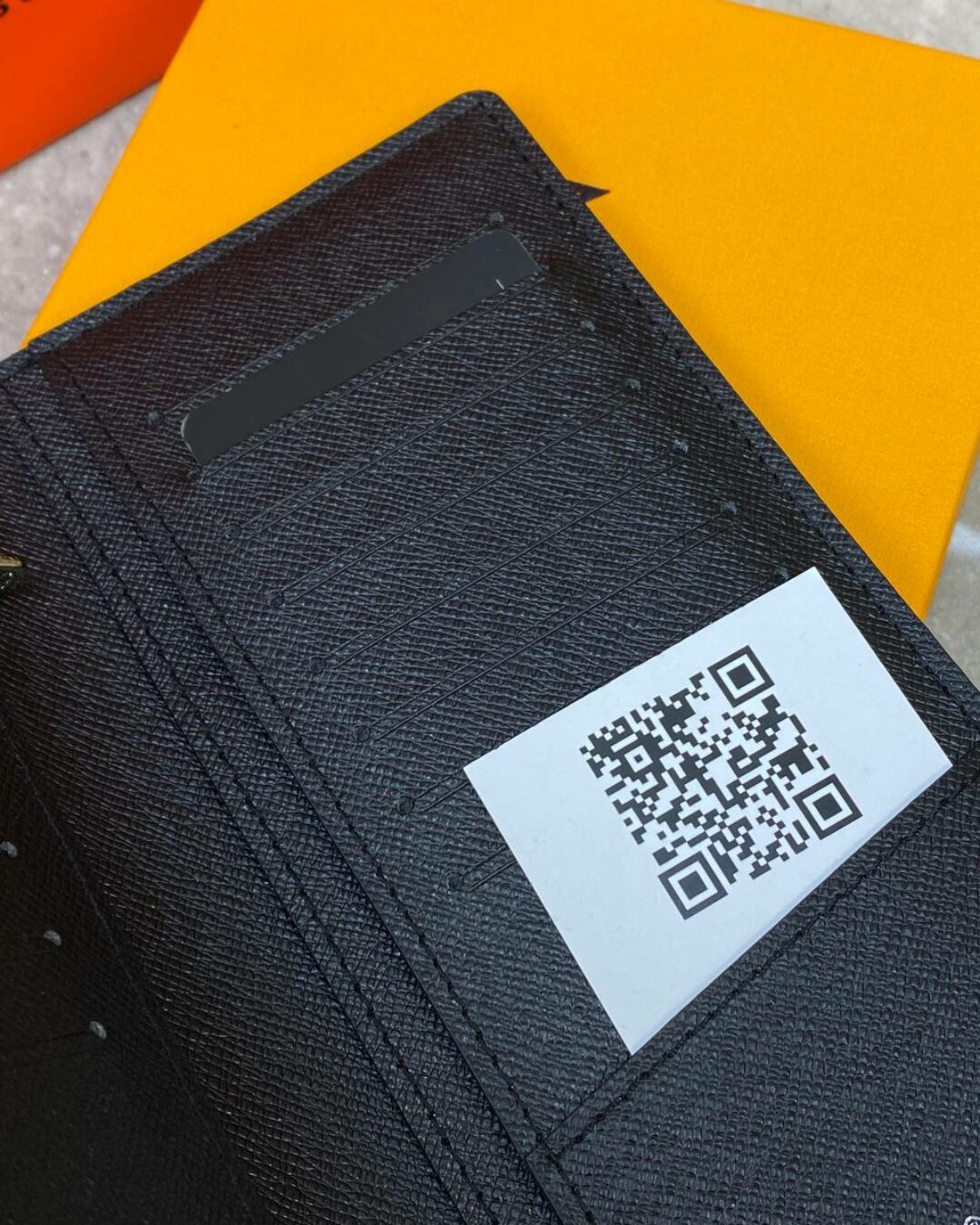 Кошелёк Louis Vuitton