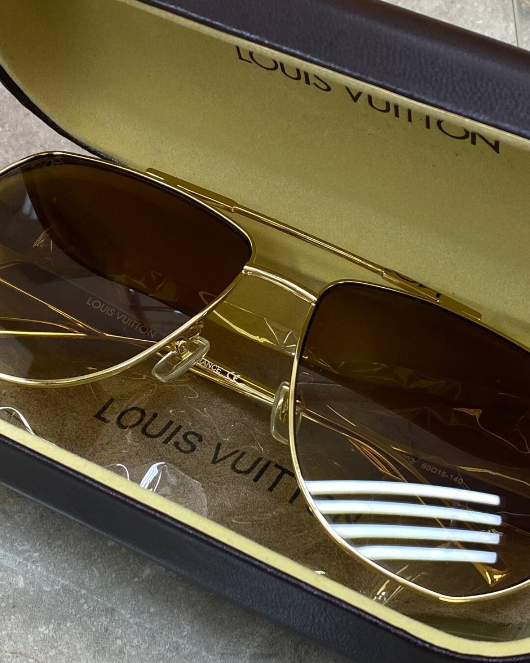 Очки Louis Vuitton