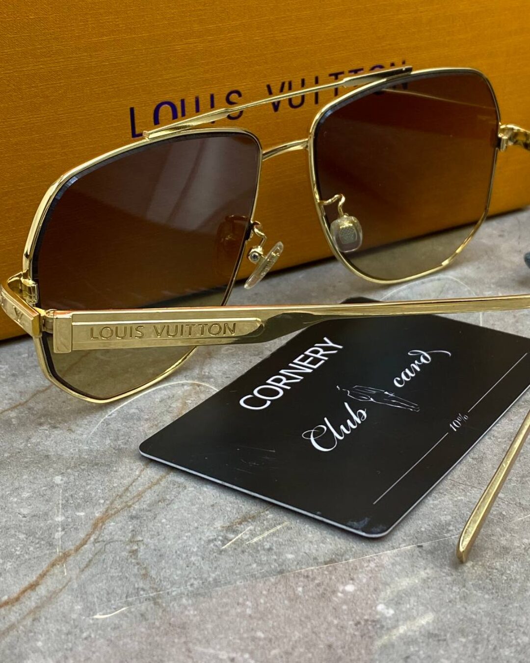 Очки Louis Vuitton