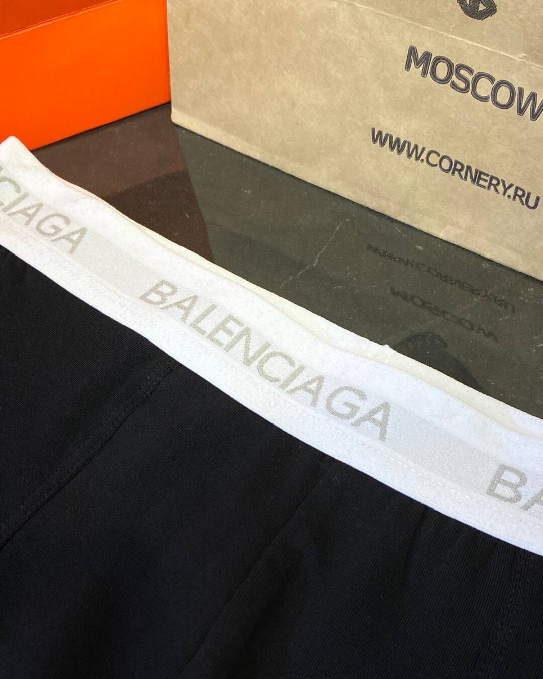 Трусы Balenciaga — фото 2