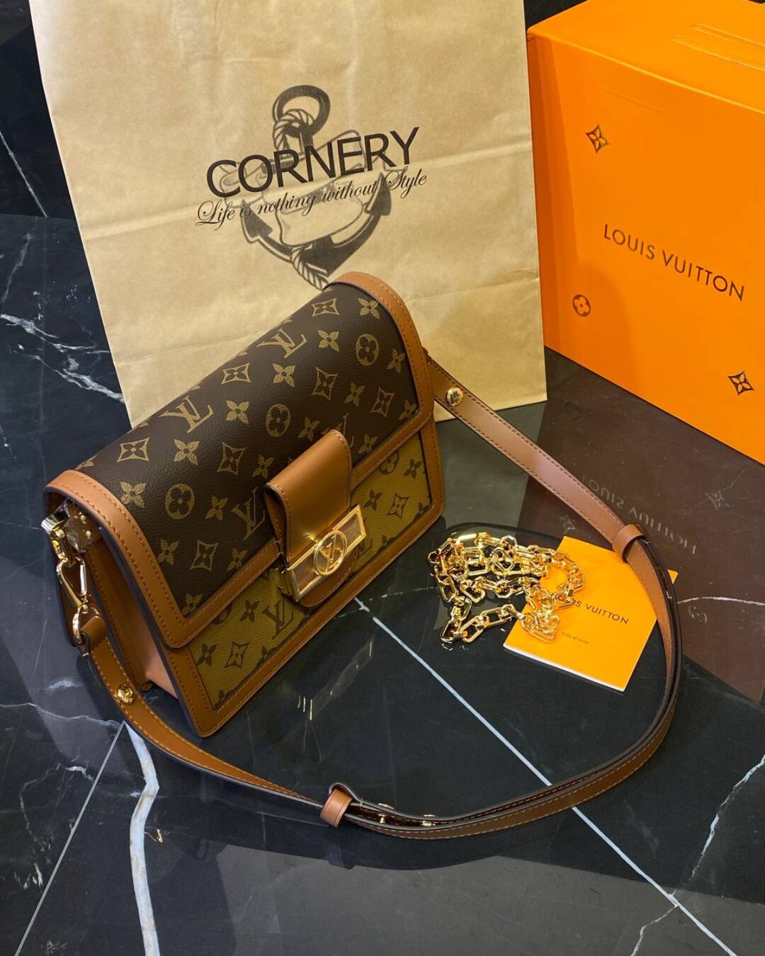 Сумка Louis Vuitton Dauphine