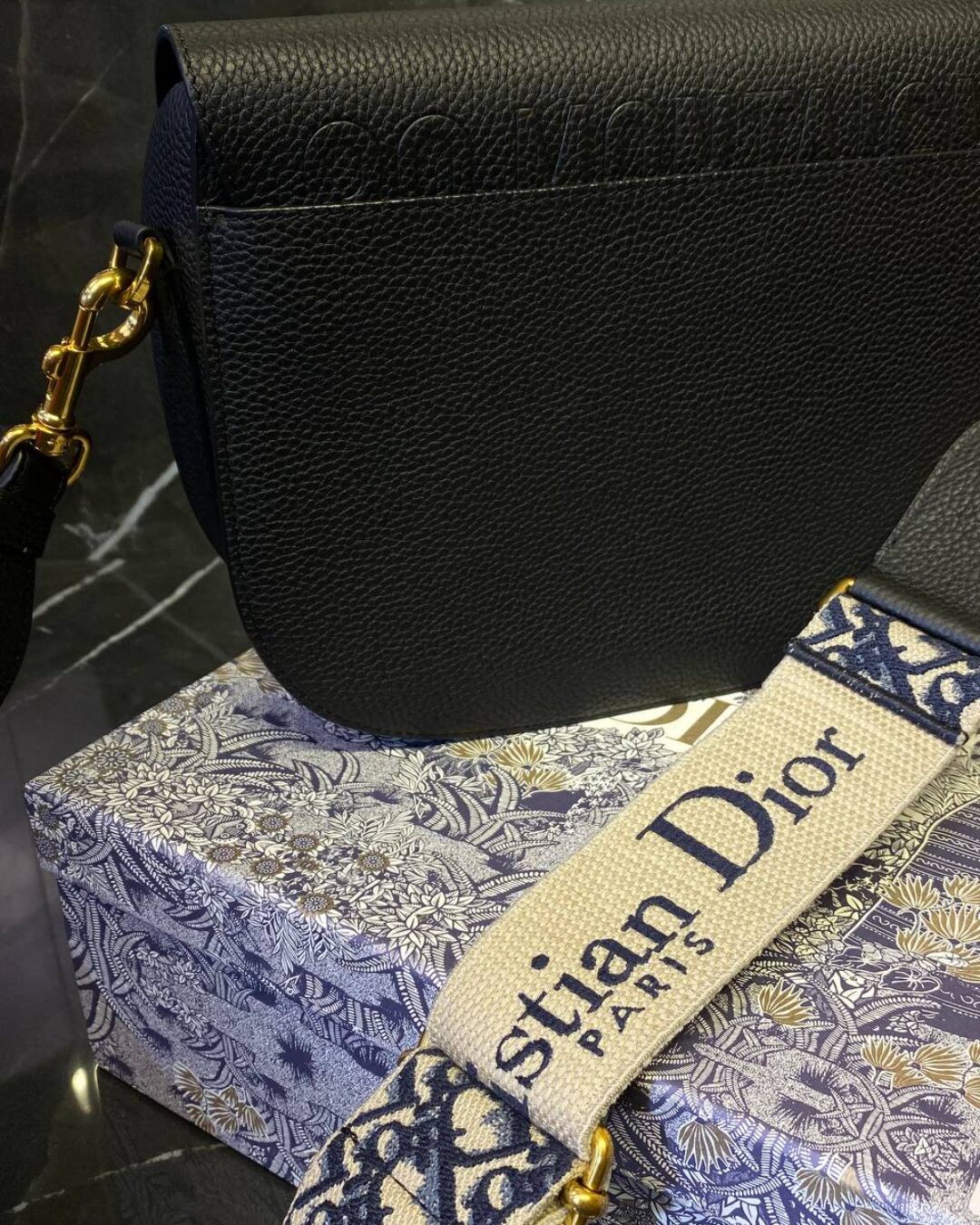 Сумка Dior Bobby
