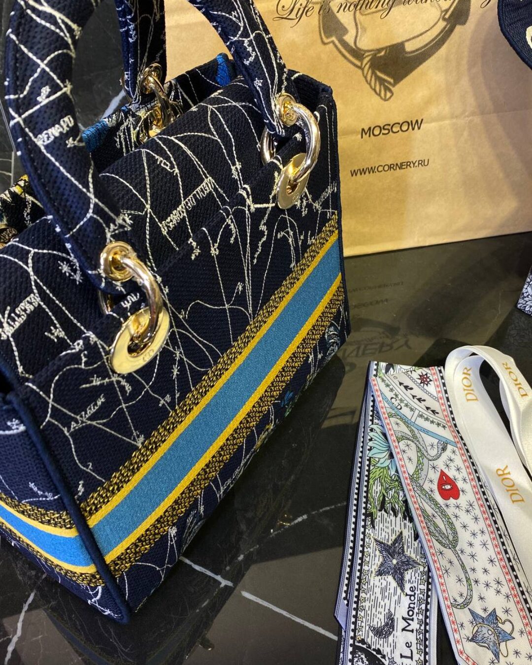 Сумка Dior Lady D-Lite
