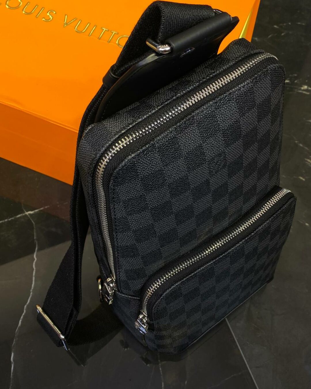 Сумка Louis Vuitton Avenue
