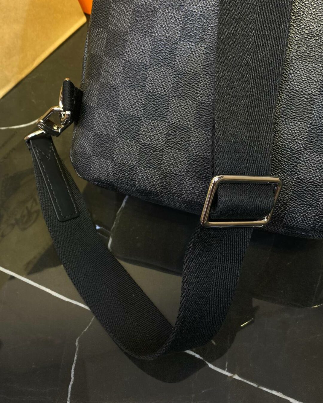 Сумка Louis Vuitton Avenue
