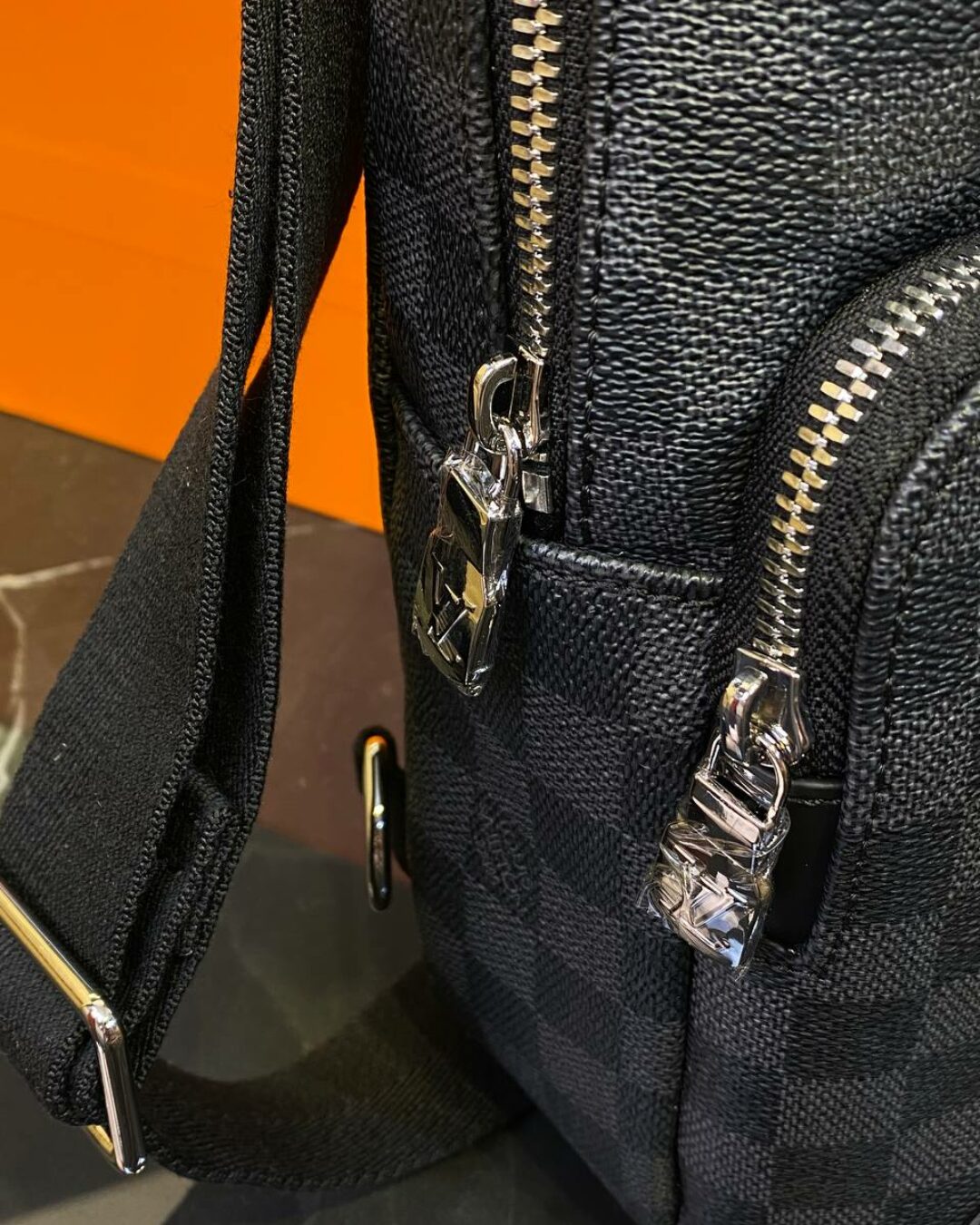Сумка Louis Vuitton Avenue