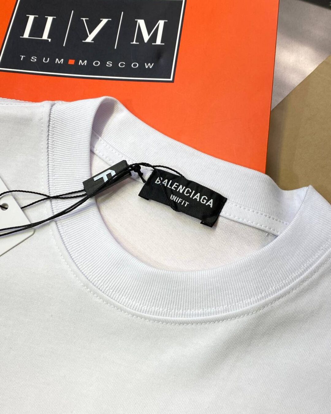 Футболка Balenciaga — фото 4