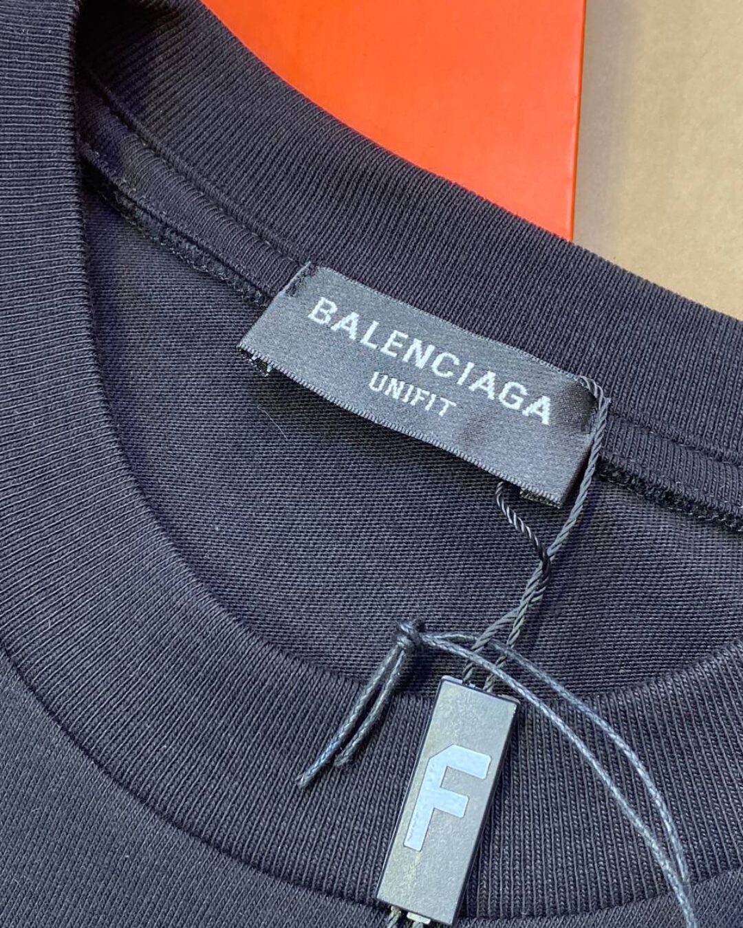 Футболка Balenciaga — фото 4