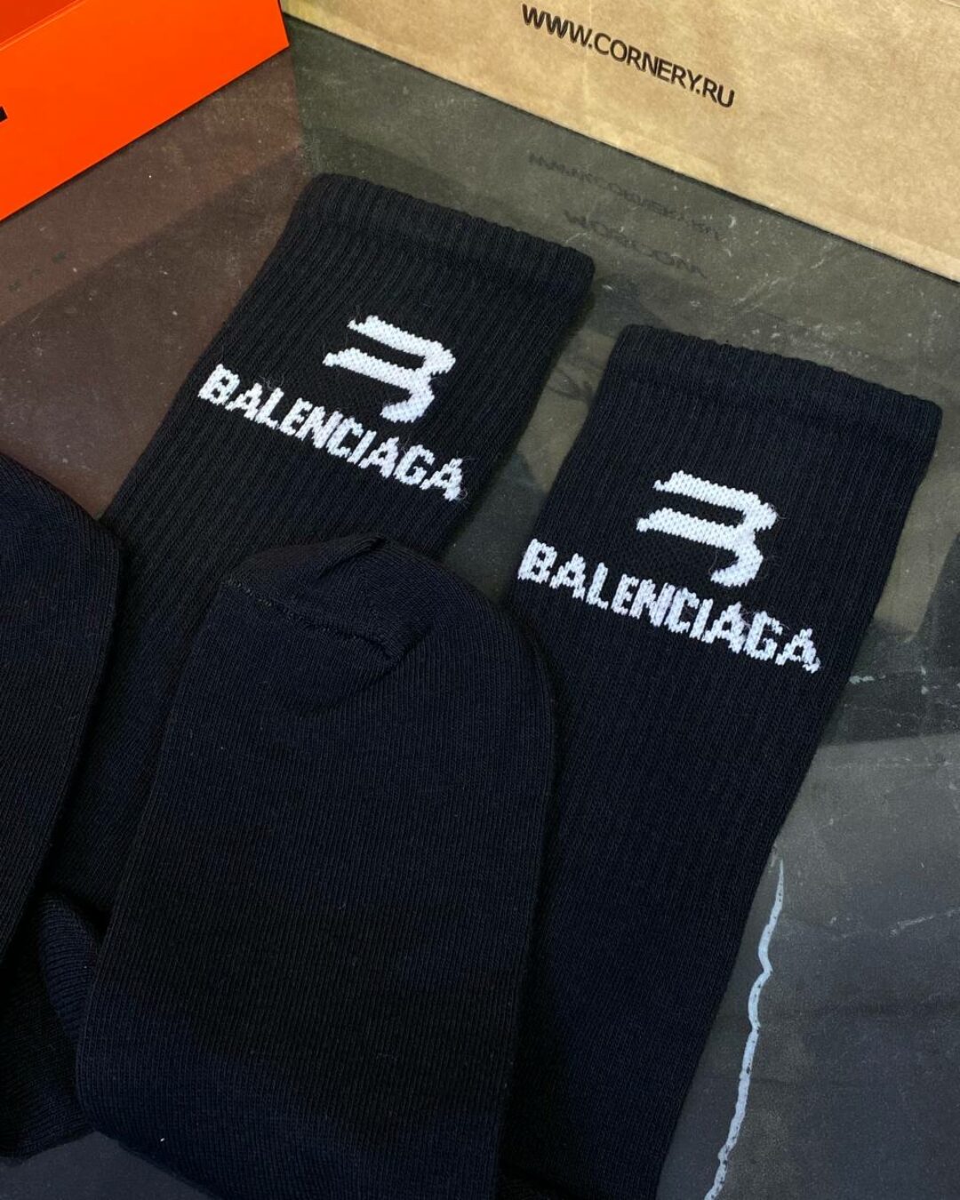 Носки Balenciaga