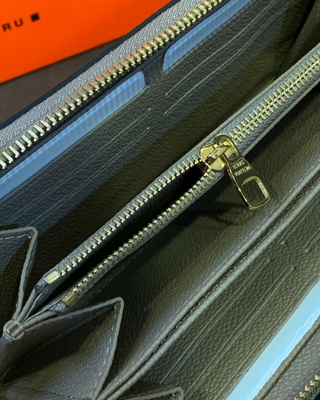 Портмоне Louis Vuitton