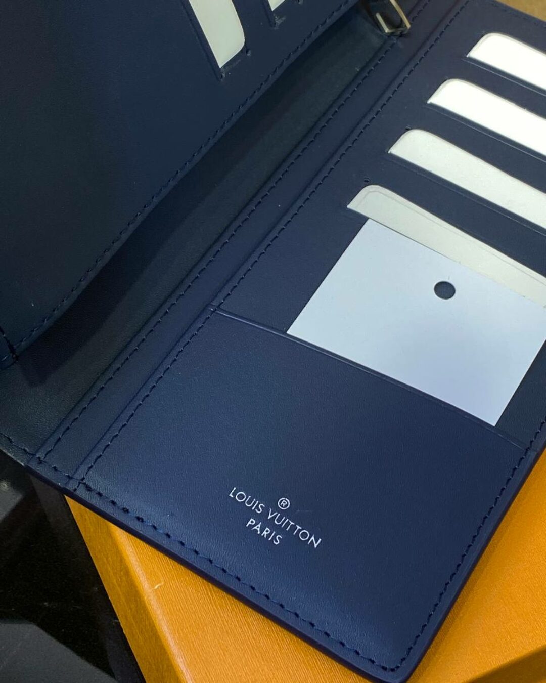 Кошелёк Louis Vuitton